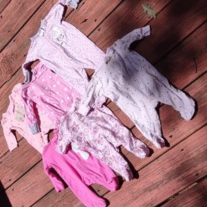 Bundle of 6 Newborn Pajamas Gerber & Carters